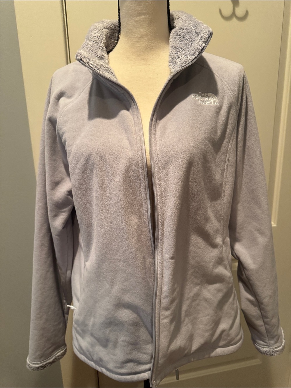 The North Face Women's Light Gray Plush Collar Full-Zip Fleece Jacket